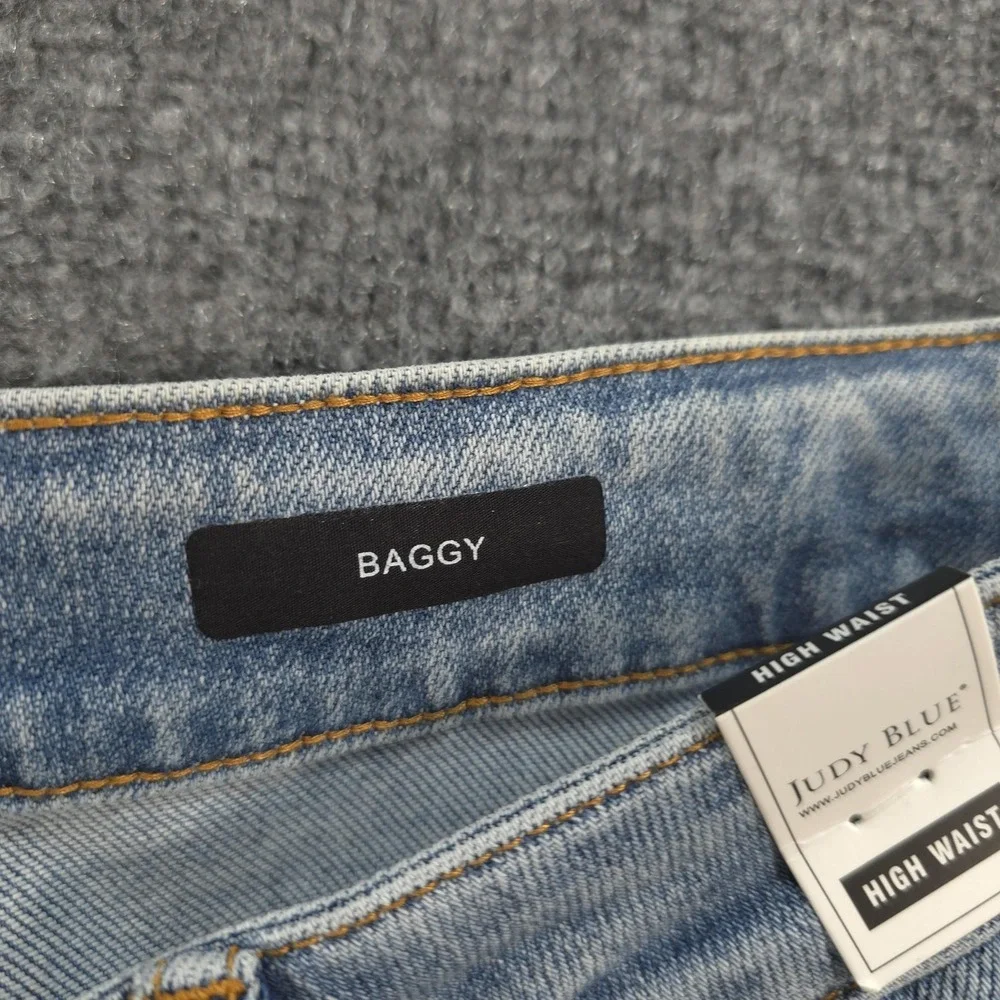 Judy Blue Jeans Womens 18W Light Wash High Rise Baggy Straight Stretch Denim NEW